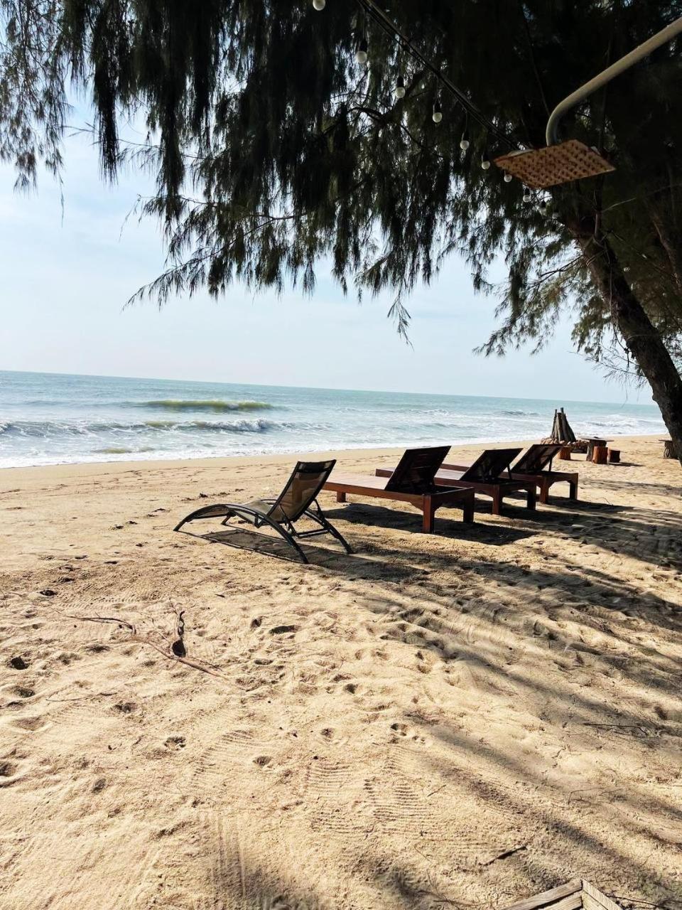 Mumsa Beach Resort & Restaurant Ban Huai Yang Exterior photo